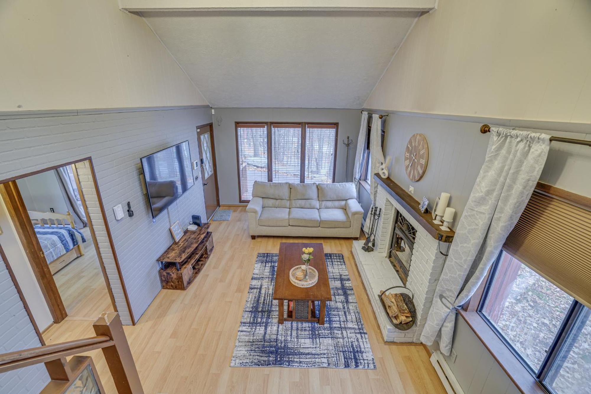 Poconos Family Home - Near Falls With Resort Perks! Bushkill Ngoại thất bức ảnh